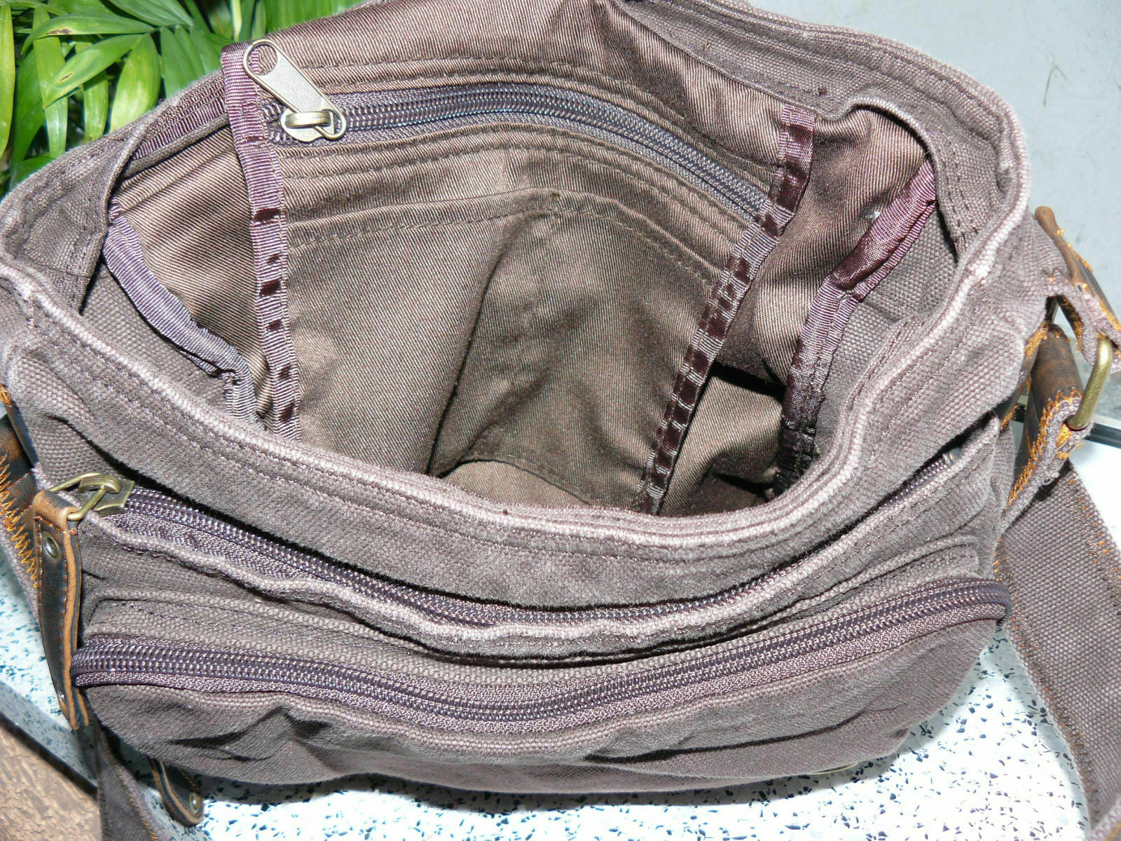 Brauch Mann eine Handtasche?