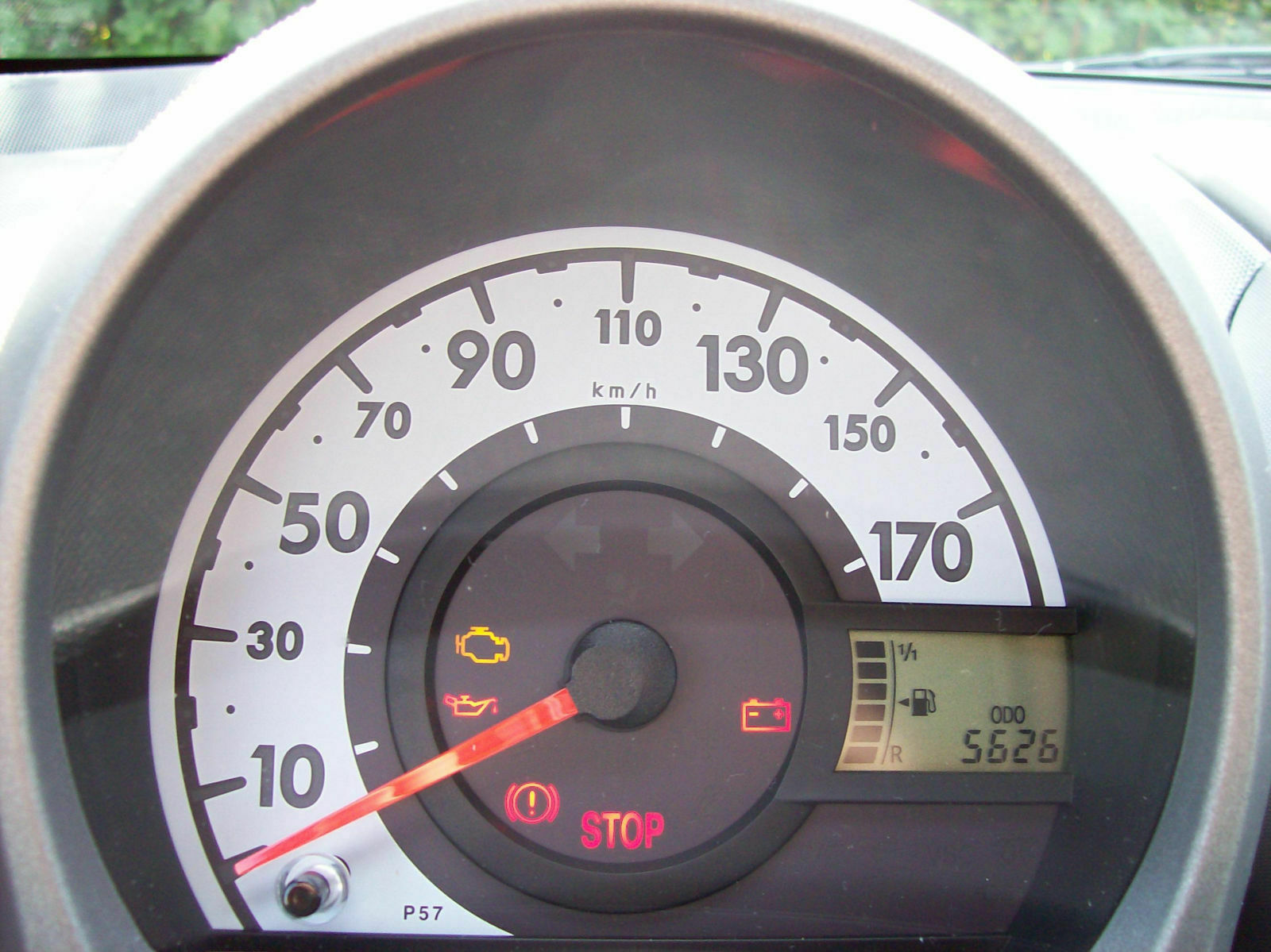 Digital vs. Analog / Mitte vs. Links