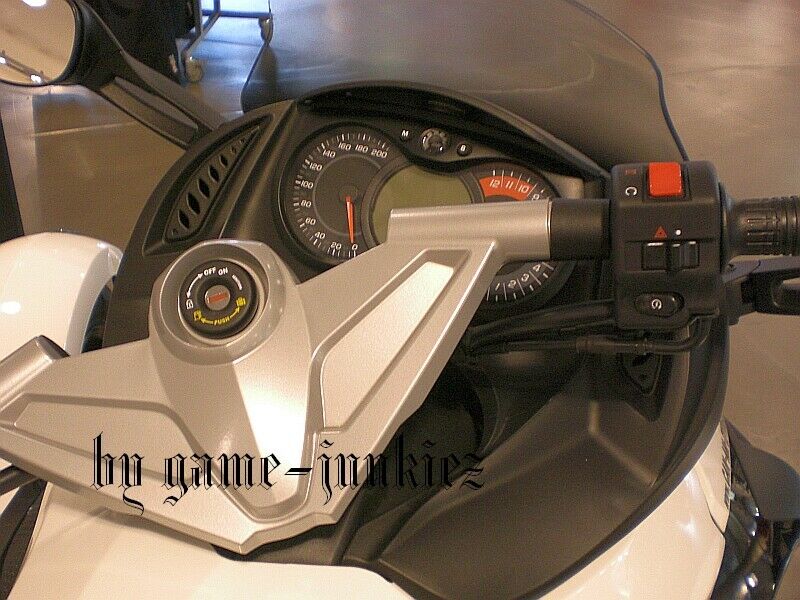 Can-Am Spyder Roadster - Keine 2 und keine 4 Räder!