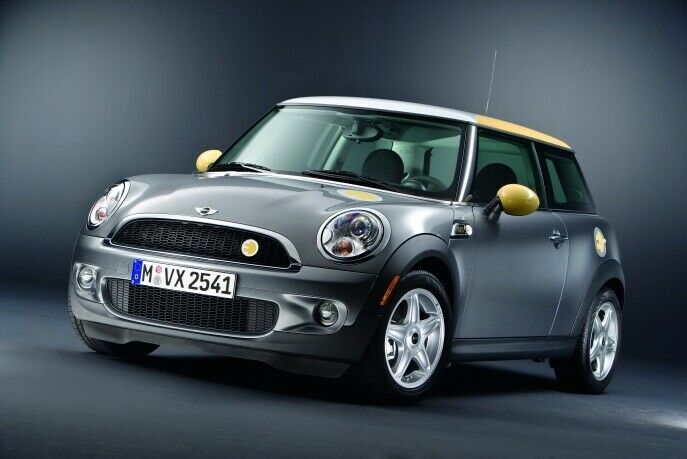 Eine neue Erfahrung - Fahrspaß ohne Emissionen: Der MINI E.