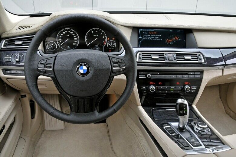 BMW 750 Li