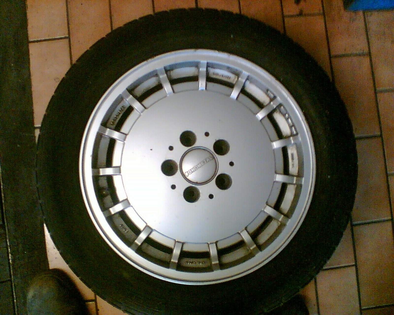 Alufelgen 7J X 16 H2 ET 37 : Biete BMW