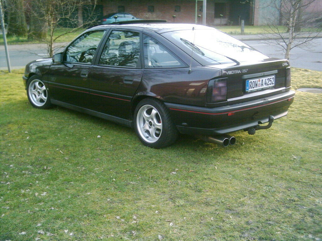 Mein 2 Wagen neben dem Bully