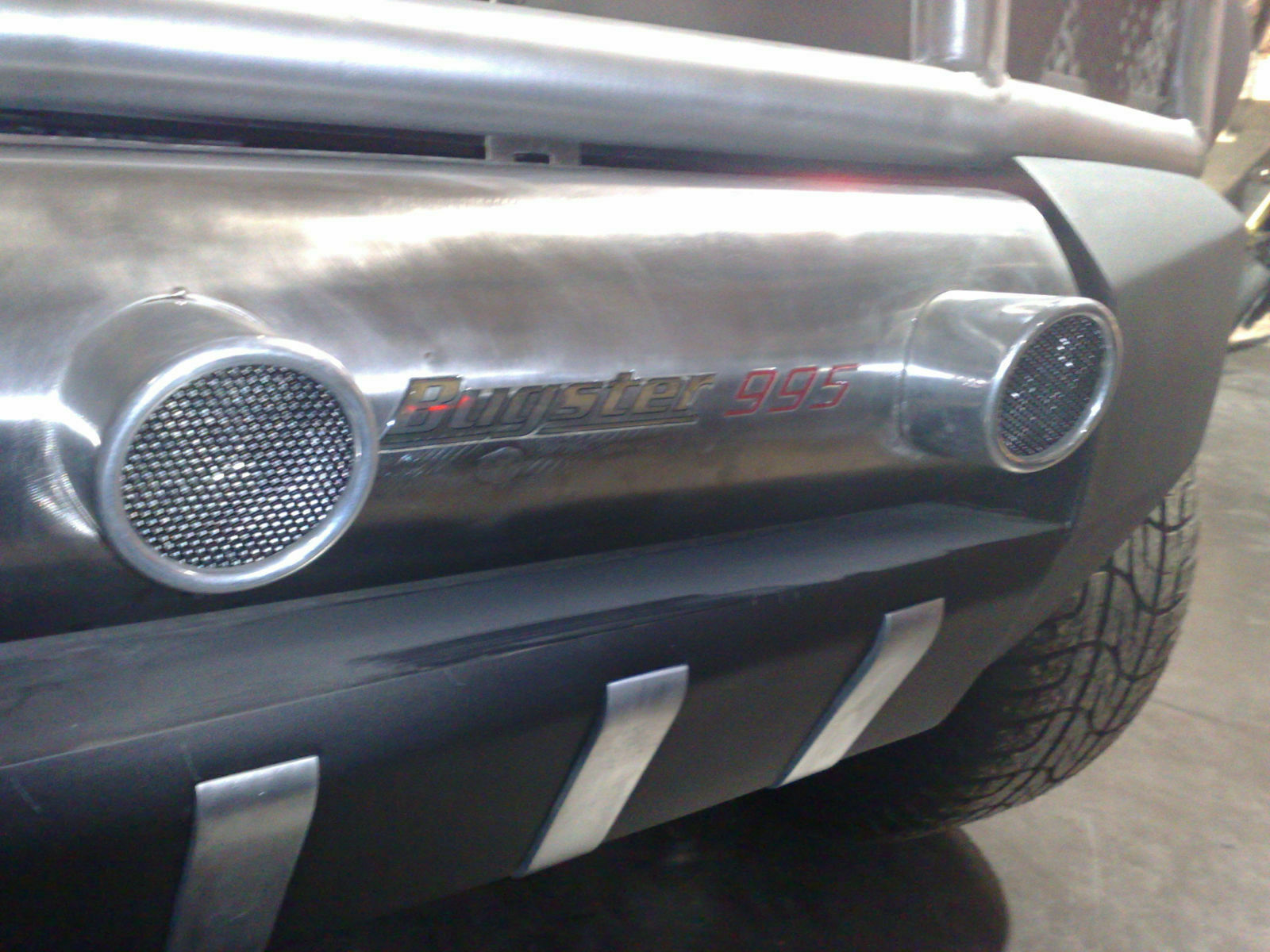 Wegbereiter: Bugster 995