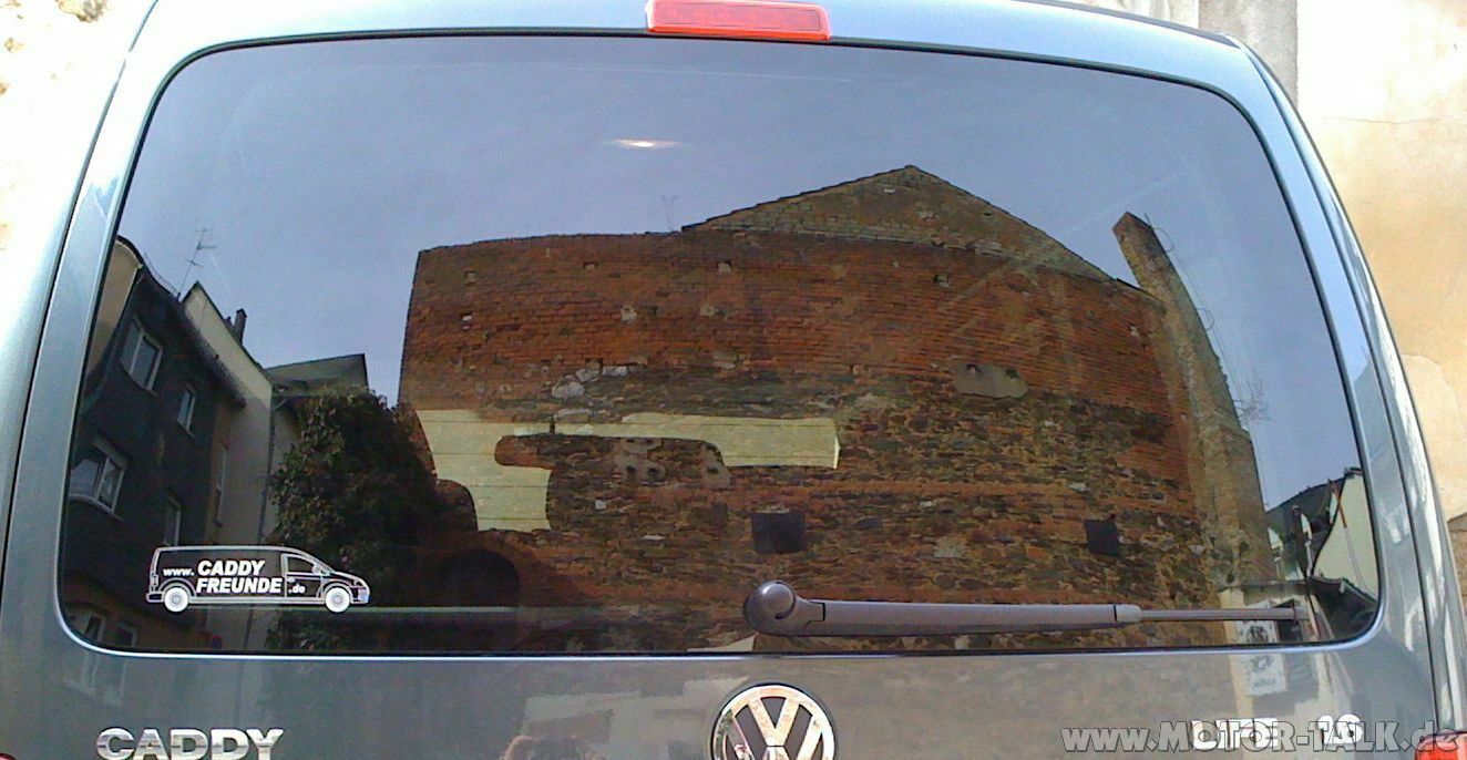 Was für einen Aufkleber habt ihr auf der Heckscheibe?