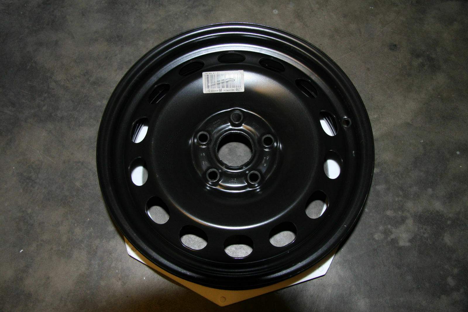 4 Stahlfelgen + Radkappen 16 Zoll Golf 6 Biete