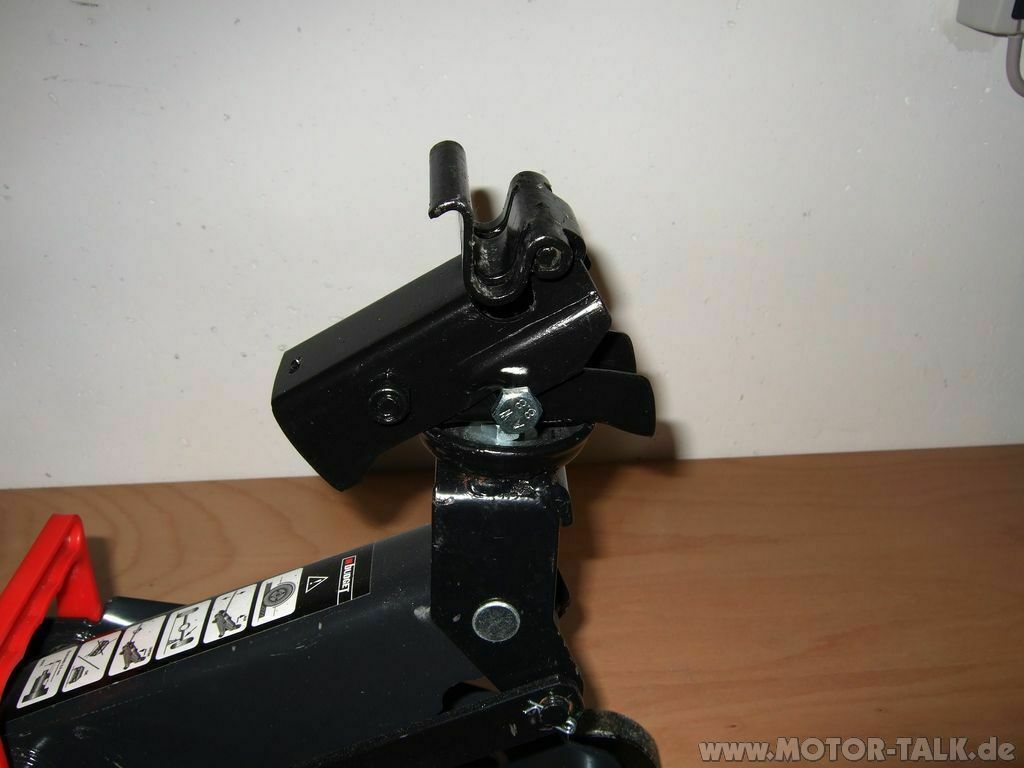 Ansatzpunkte für Rangierwagenheber beim Golf 6