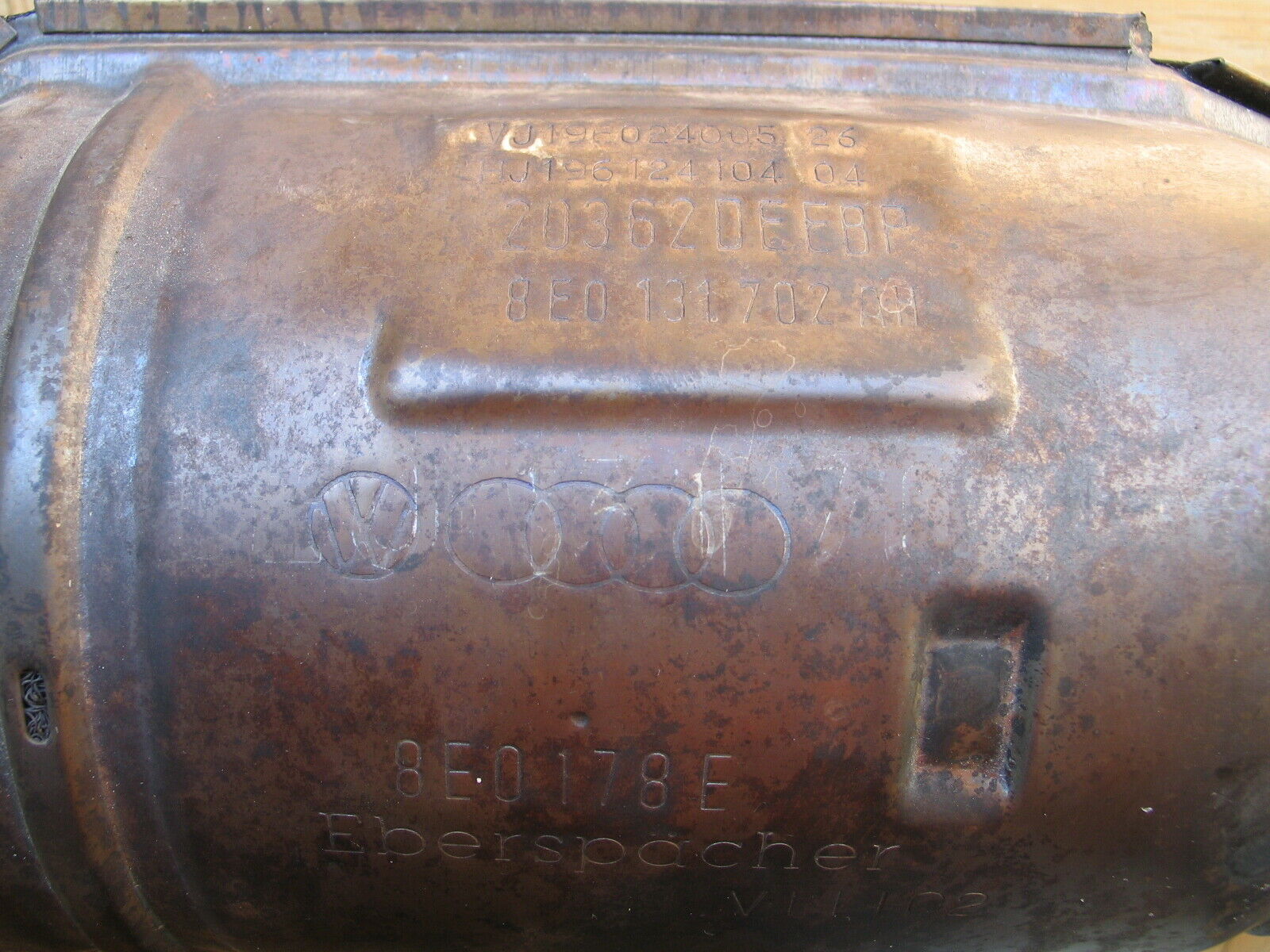 Suche Katalysator A4 8E 2.0