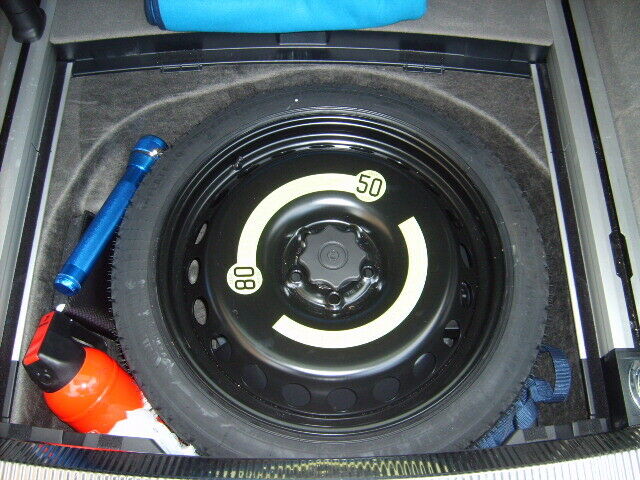 Bilder Reserverad platzsparend und Reifenreparaturset