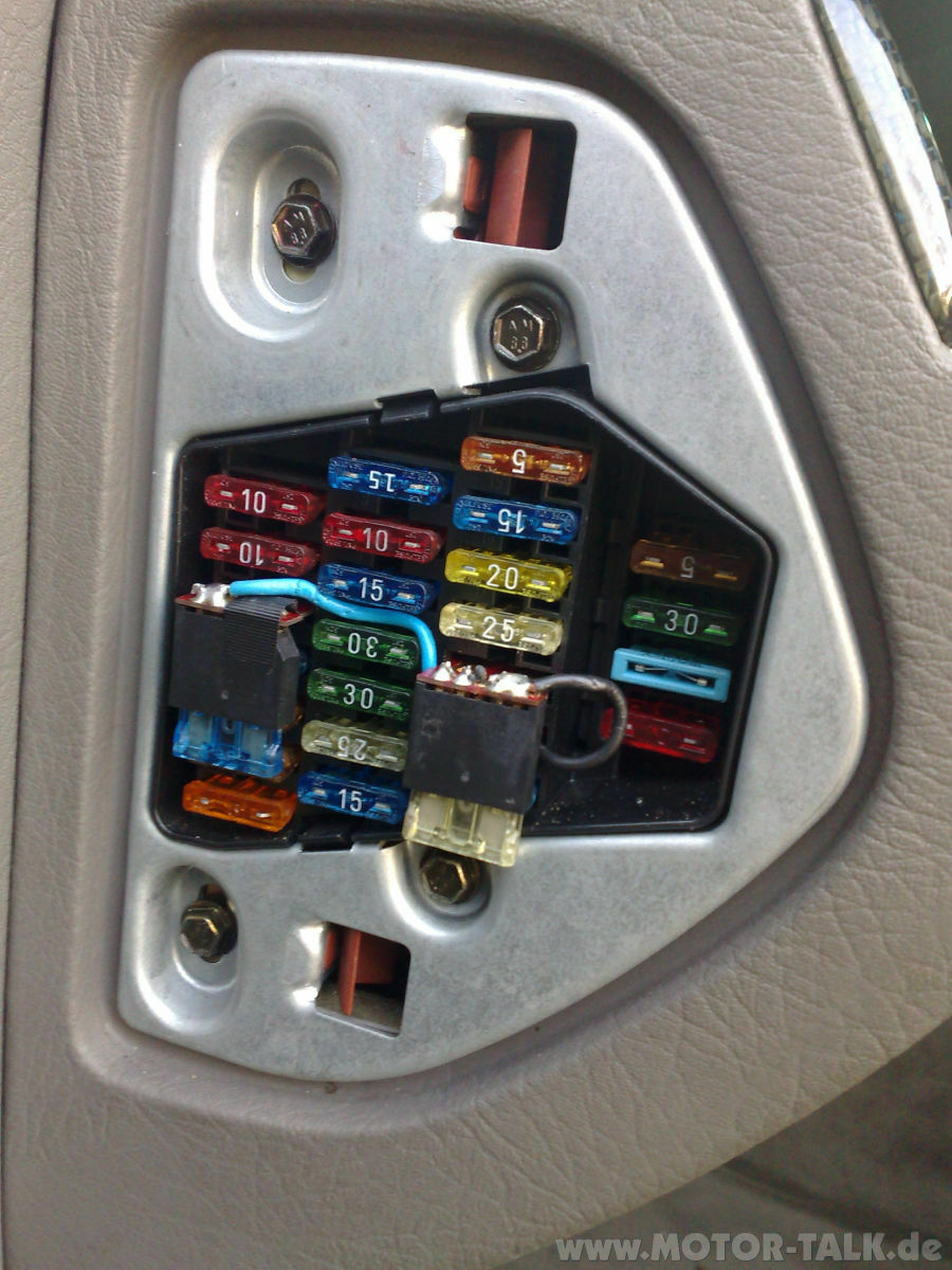 Audi A6 C4 Dayline-Scheinwerfer