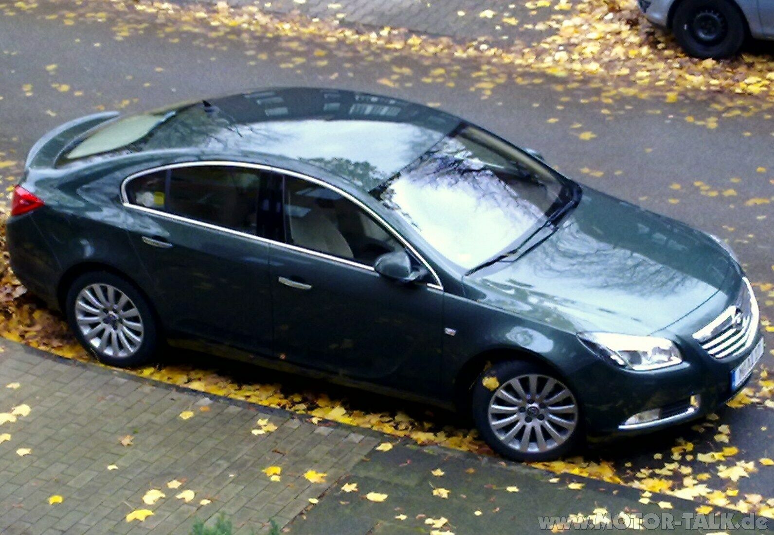 Insignia Farben in Original