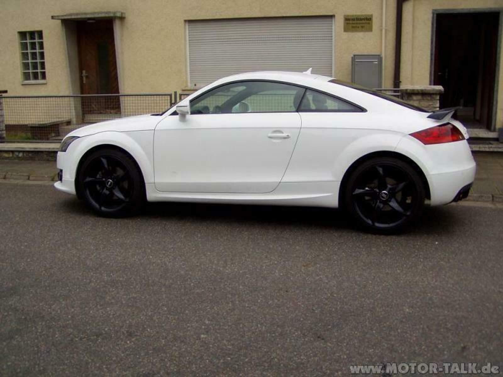 user2984-pic481-1213332776-1