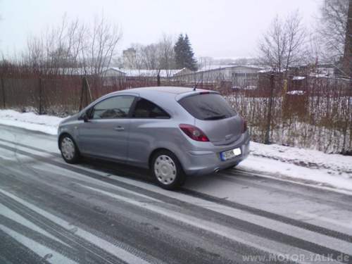 Corsa-im-schnee1