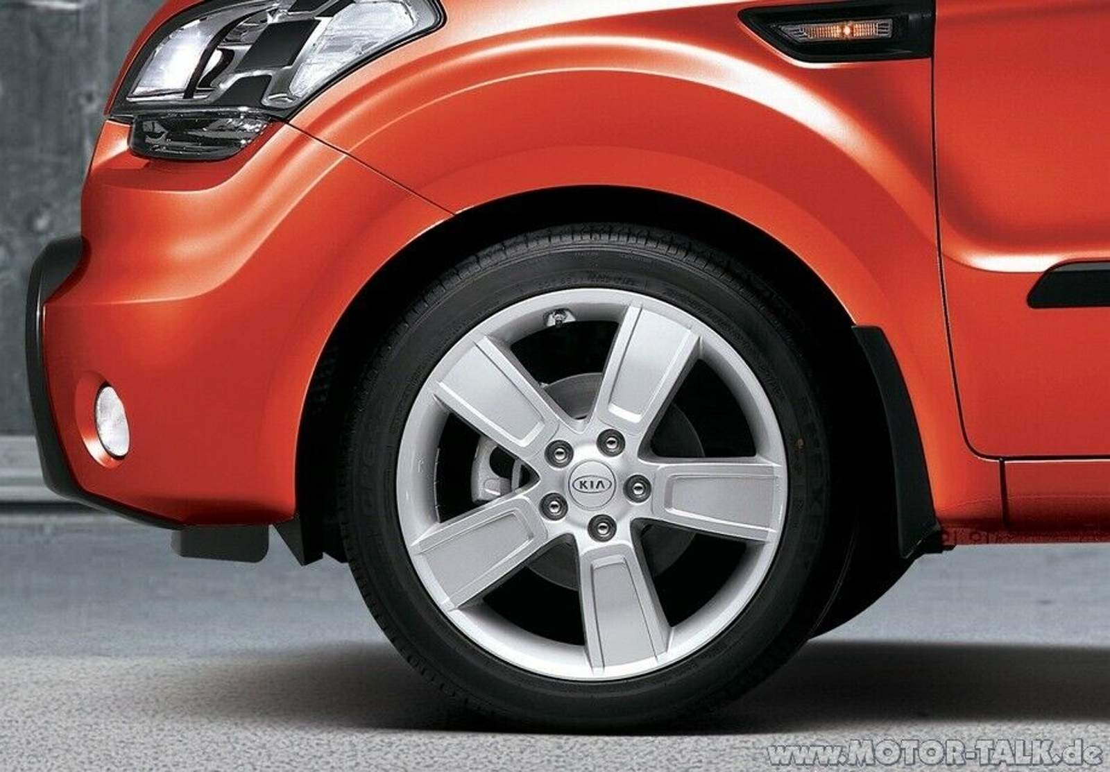 kia-soul-tomato-red-1