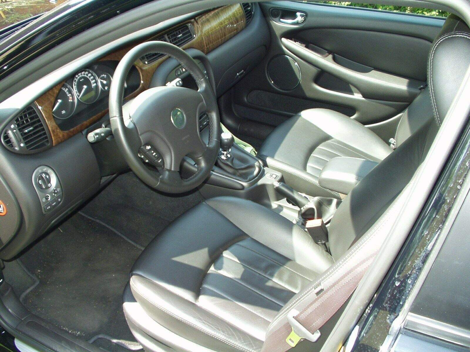 Jaguar XType 2.0D Classic, mit reichlich Extras (Leder, Navi