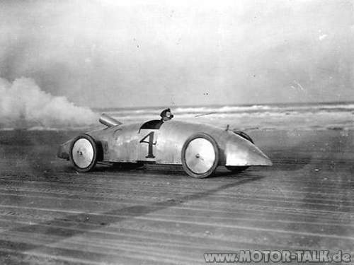 Stanley-steam-car-1903