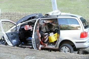 2010040720100407-e4ec74d78a0ecd2765b442a3286acf26