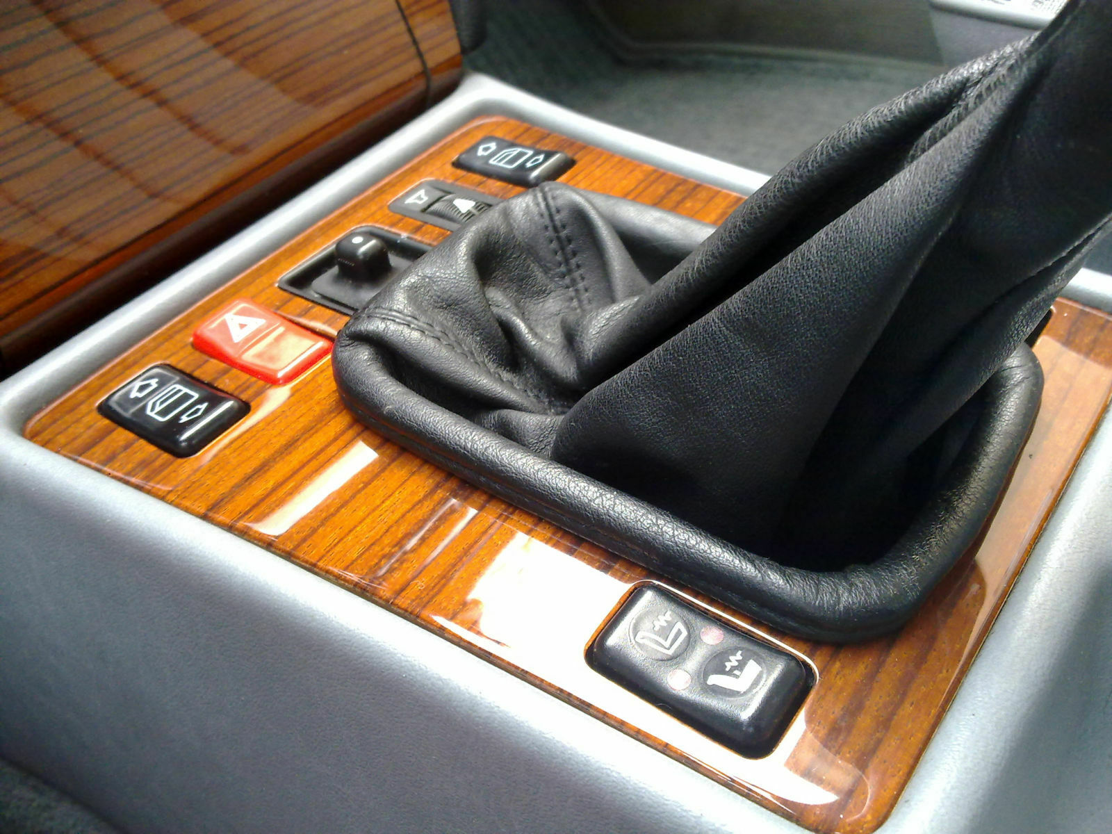 Mittelkonsole ausfräsen