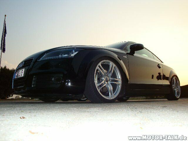 19 Zoll Org. Audi R8 Felgen auf einem TT8J