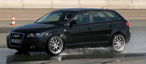 Vollbremsung 70km/h feucht