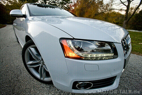 Audi A5 mit orangen Blinkern vorne?