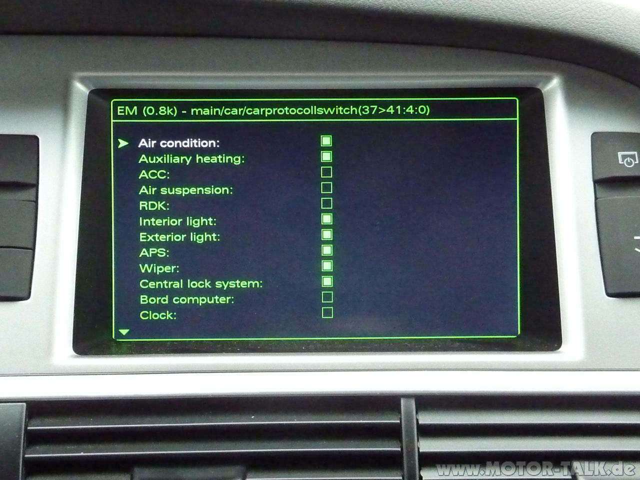 AUDI A5 mit Lichtpaket, Fußraumbeleuchtung auch während der Fahrt?