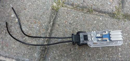 Ausstiegsbeleuchtung-mit-6er-glassockel-led