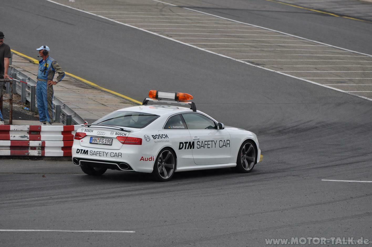 rs5-dtm-safety-car-2