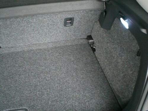 Kofferraumbeleuchtung-001