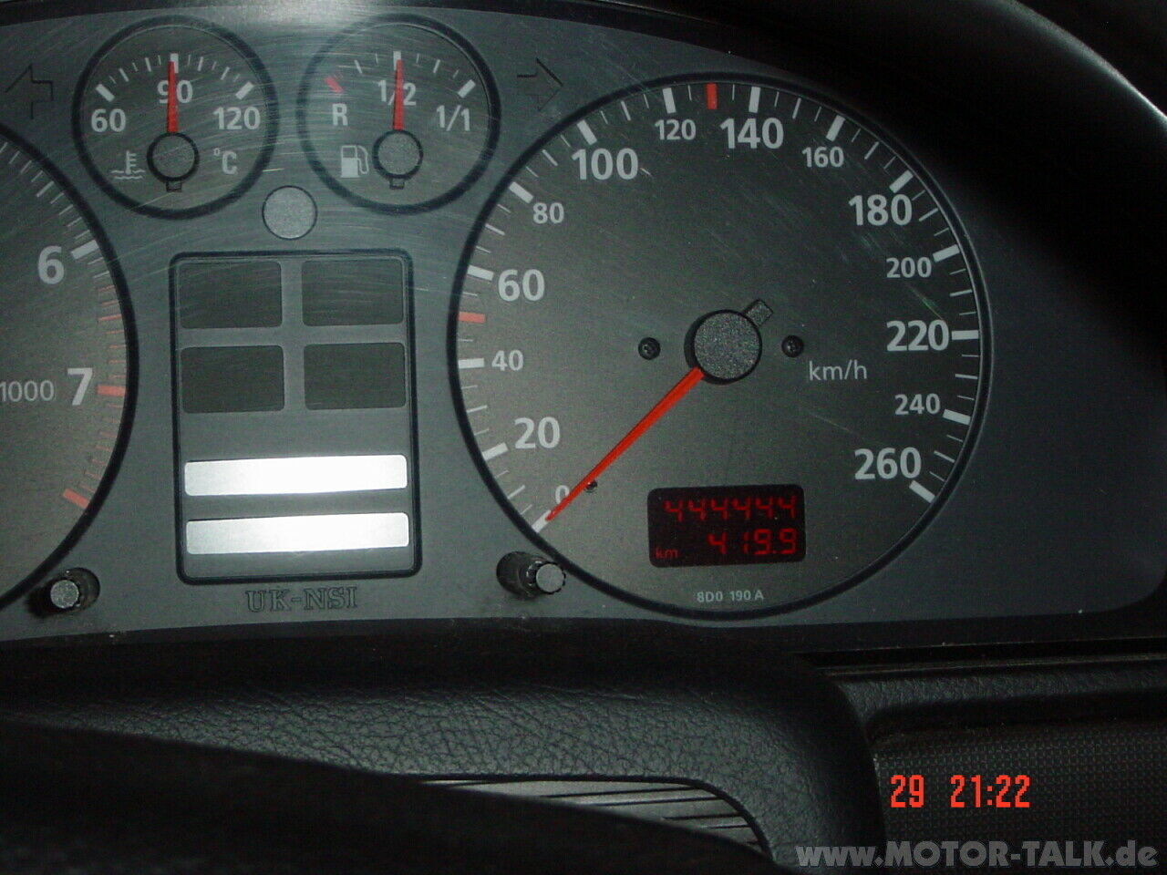 Produktionseinstellung 1,6er mit 102 PS lt. homepage VW