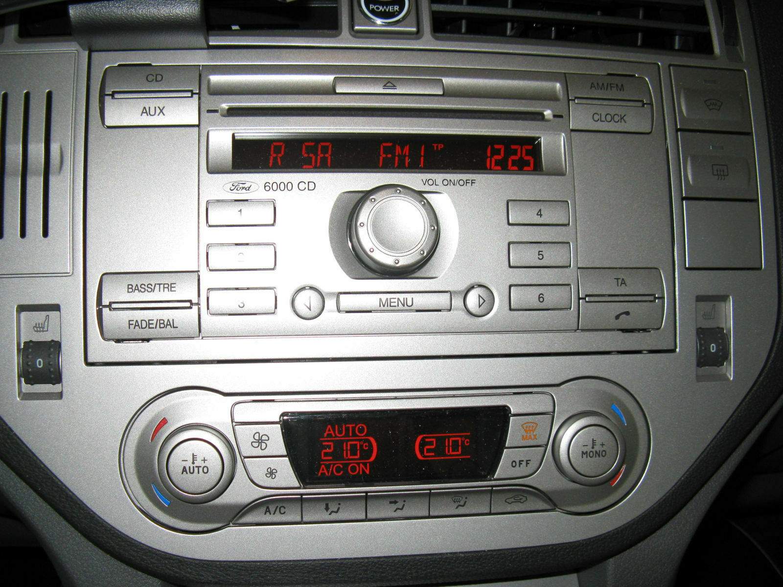 Ford Audiosystem 6000 CD : Biete Car Audio