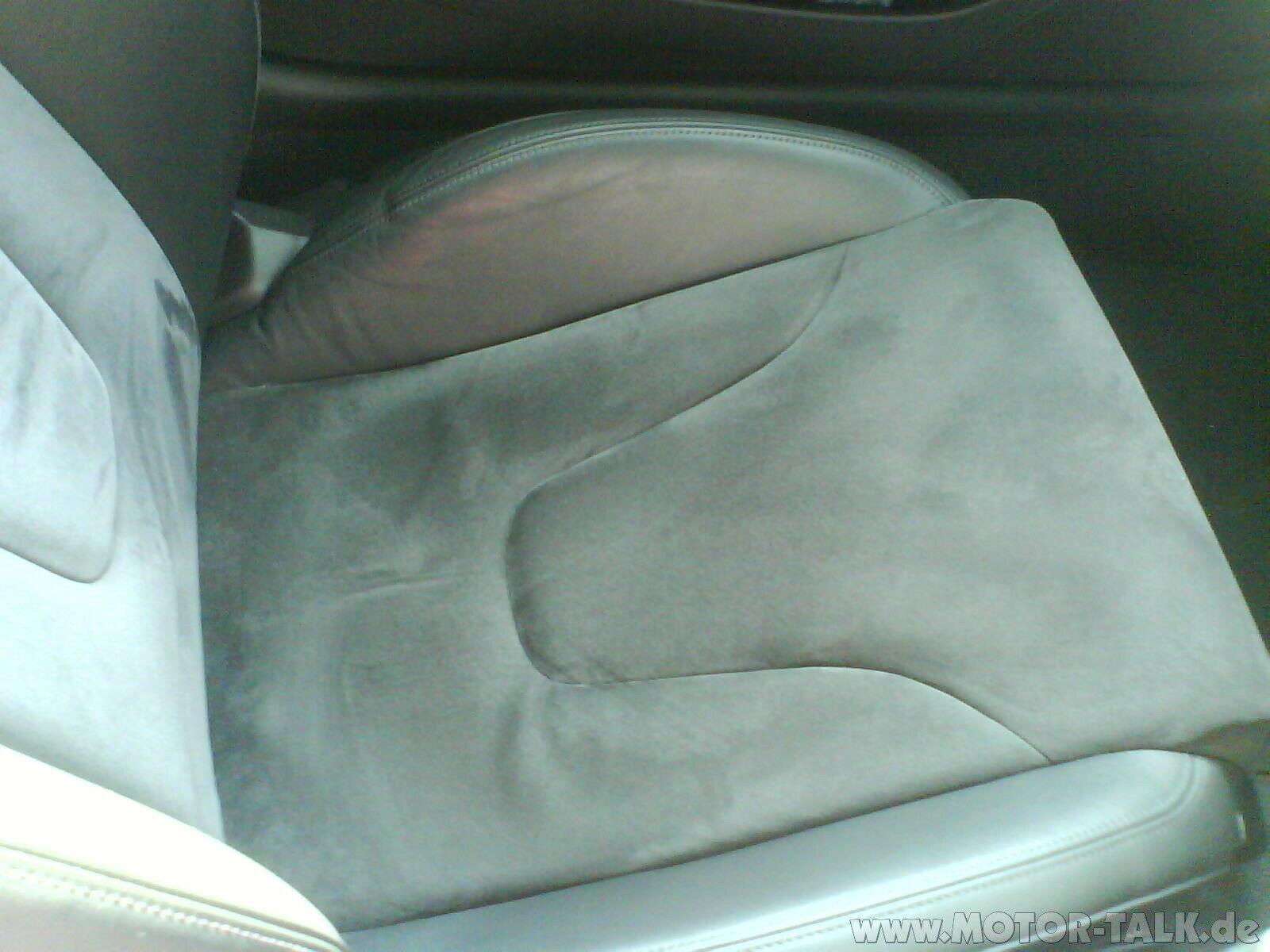 AUDI TT 8J Faltenproblem in den Sitz