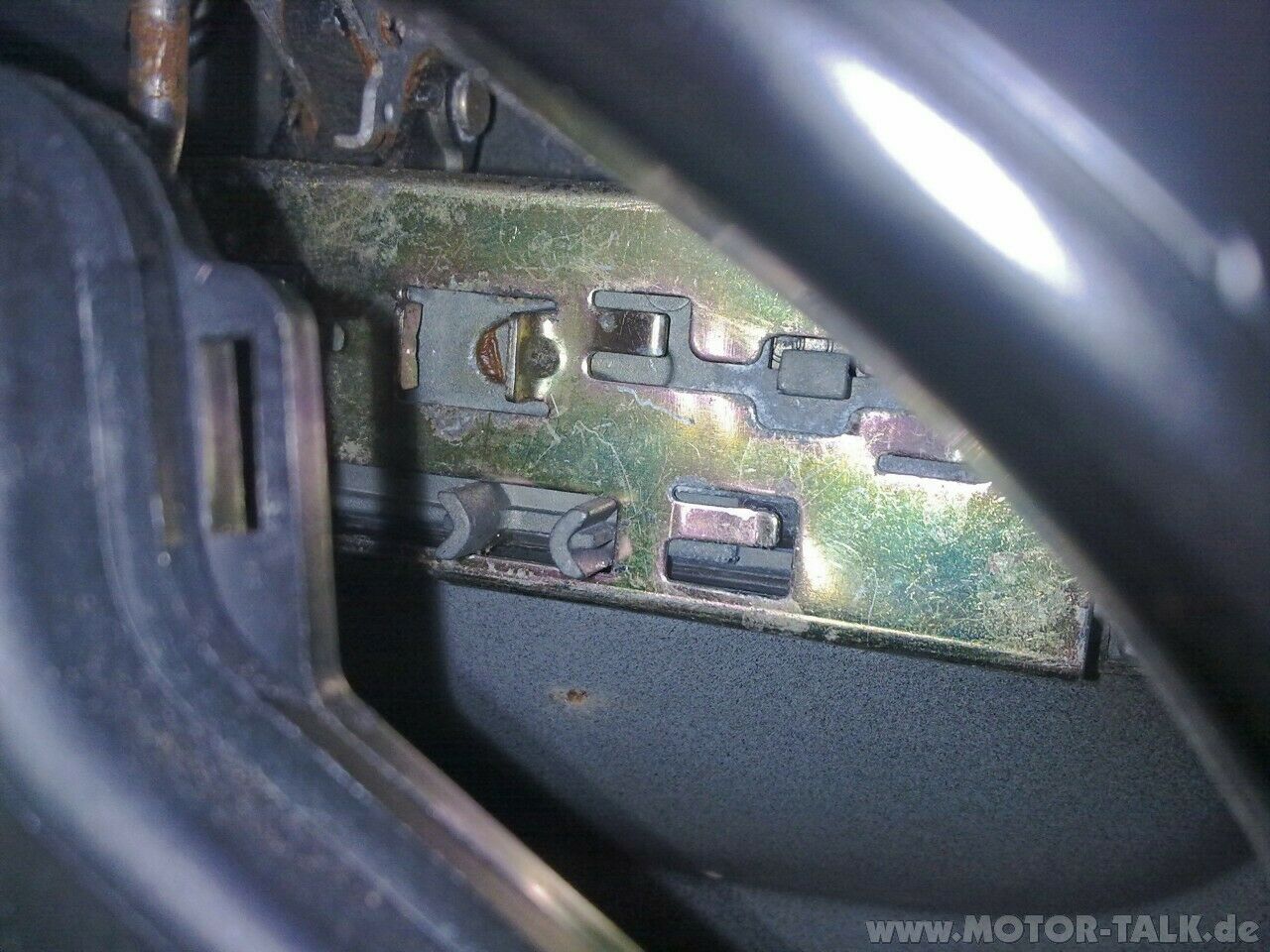 Probleme beim Türschloss ausbau (trotz FAQ Anleitung)