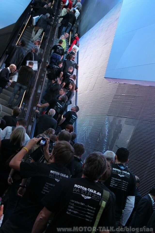 Mercedes-Benz Stand auf 3 Etagen