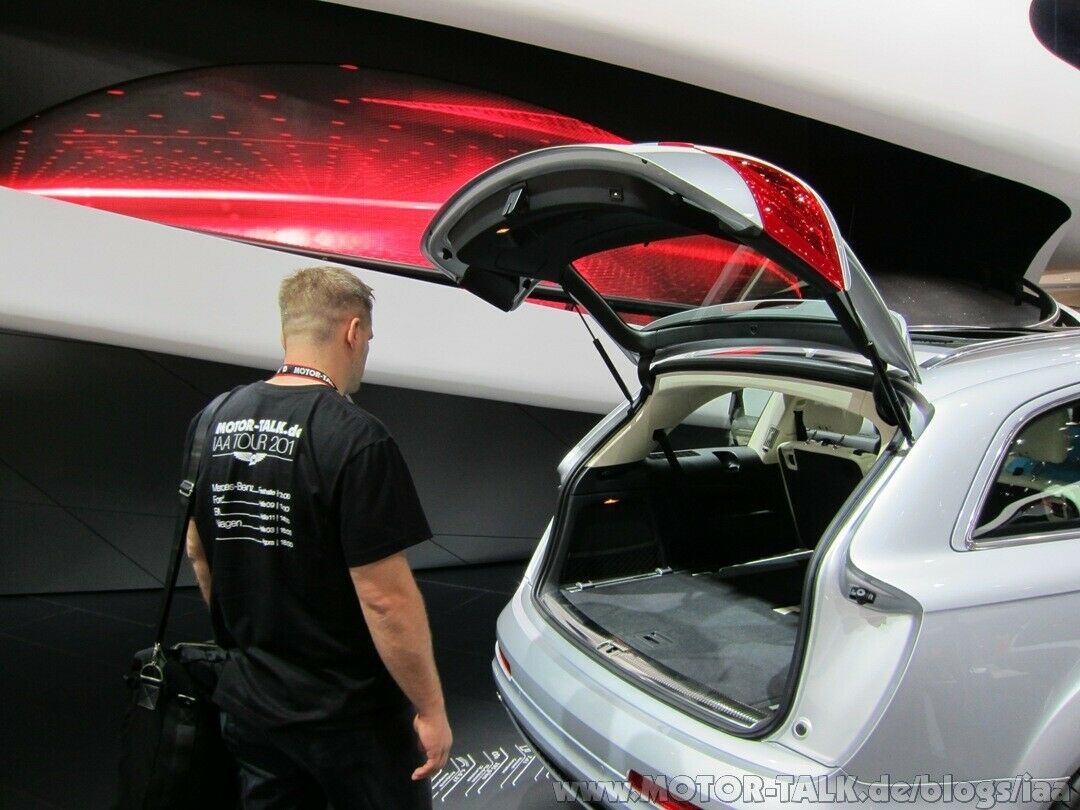 Auf dem Audi Stand der IAA 2011