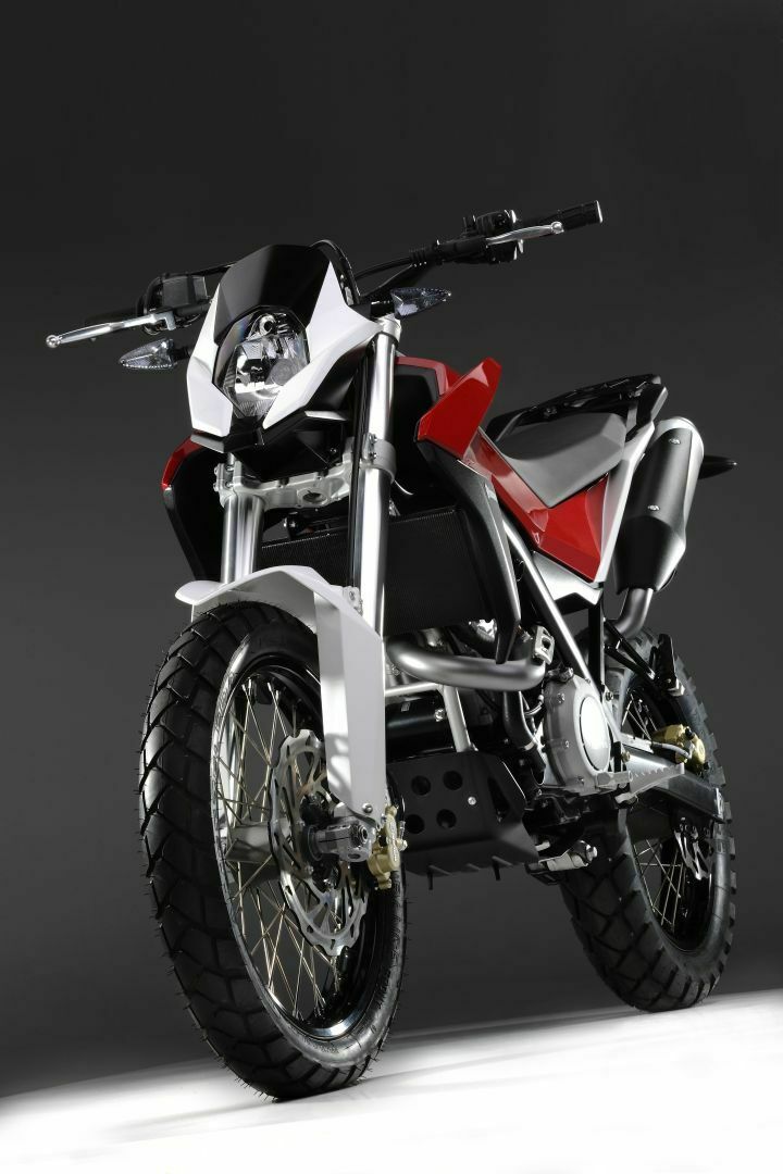 Husqvarna Concept Strada