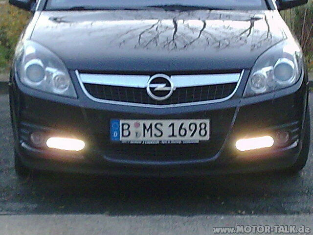 Schwarze Facelift Xenon Scheinwerfer ohne Abbiege/Kurvenlicht?