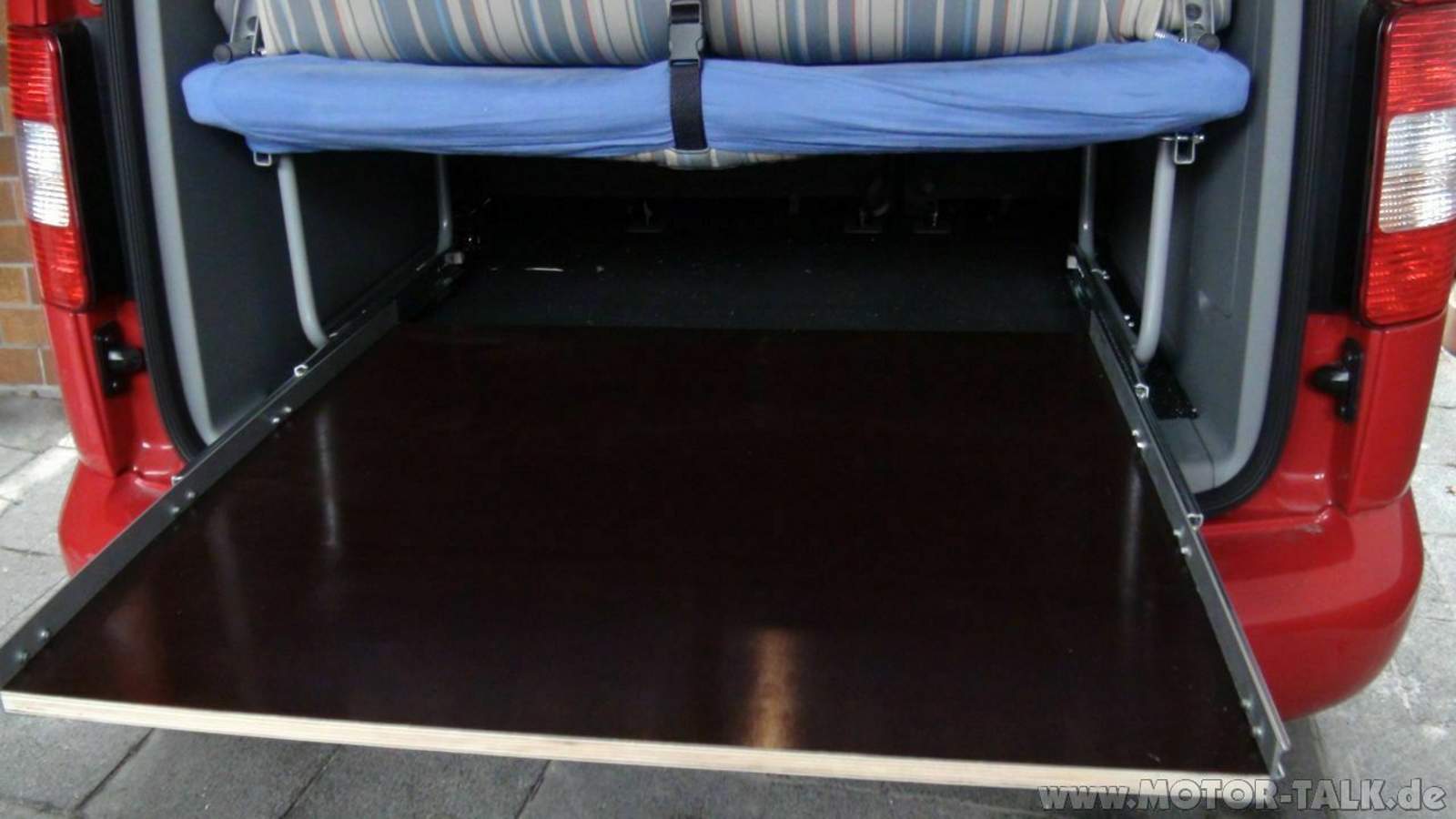 Heckauszug ausgefahren Heckauszug Caddy 3 & 4 203706173