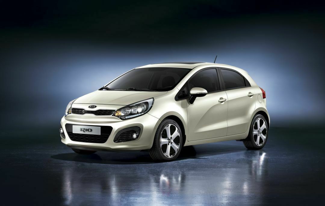 Kia Rio 2011 von vorn
