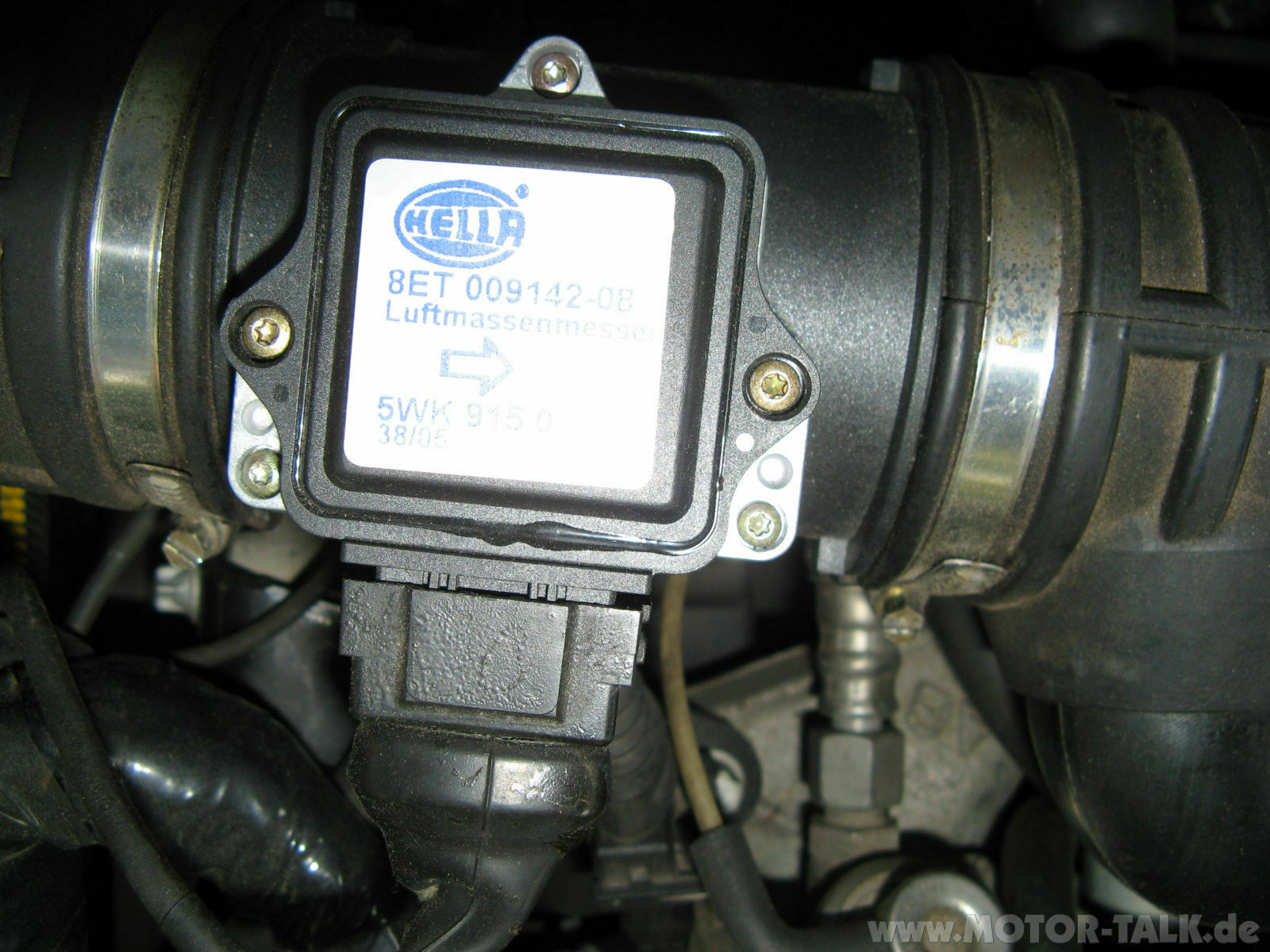 Fehlermeldung 0100 (Luftmengenmesser) Standgasschwankungen