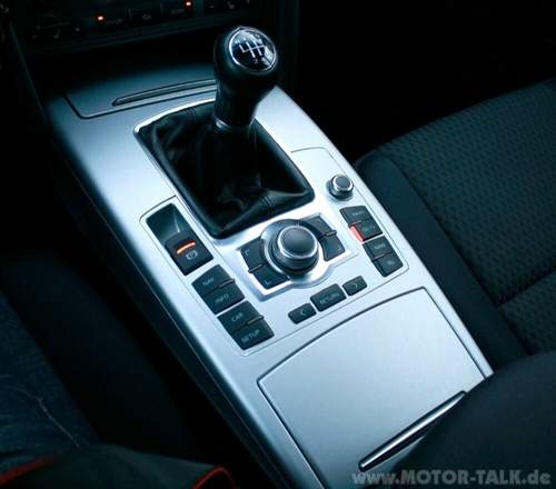 Mittelkonsole-mmi-foliert