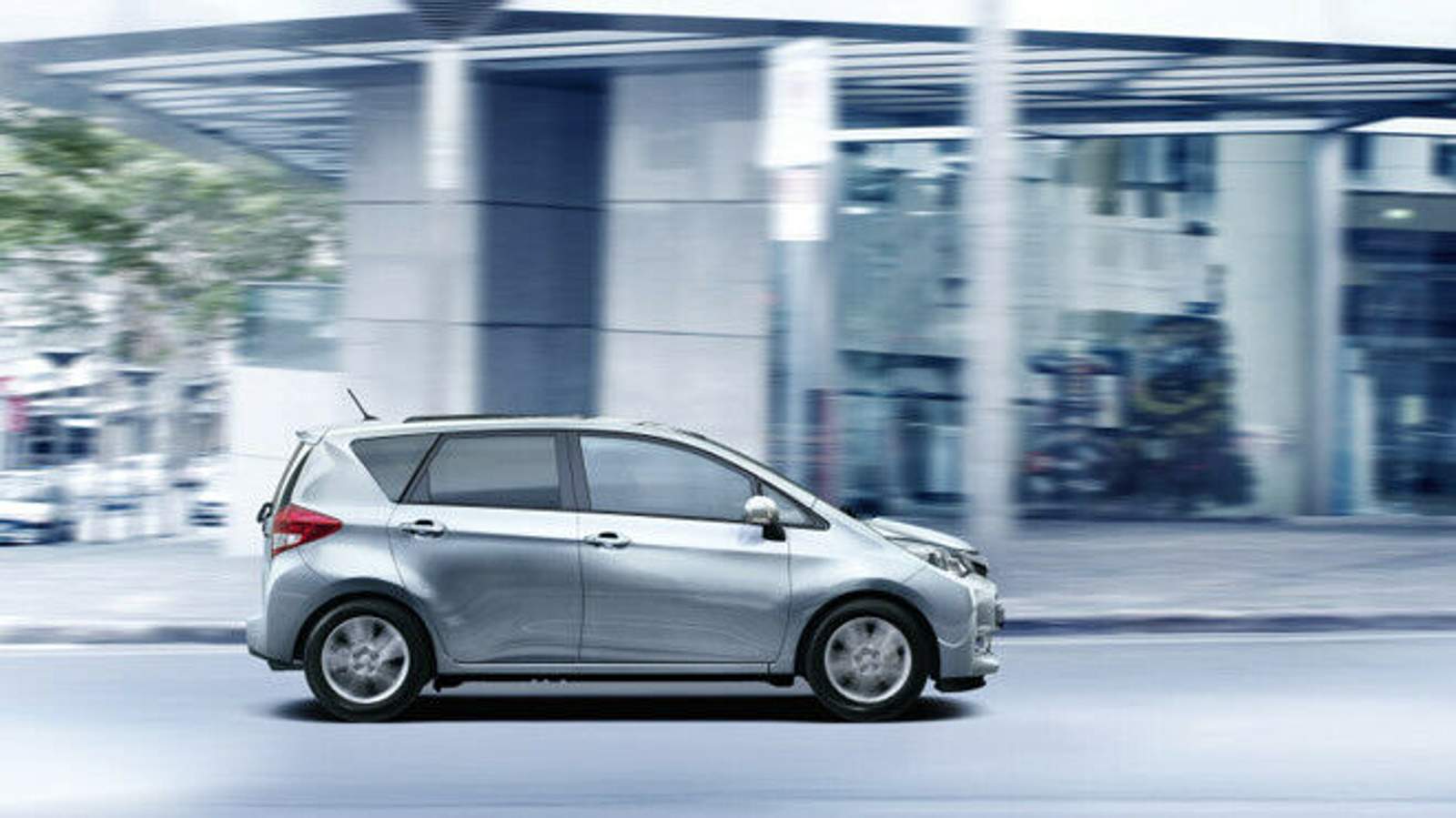 Subaru Trezia Seitenansicht