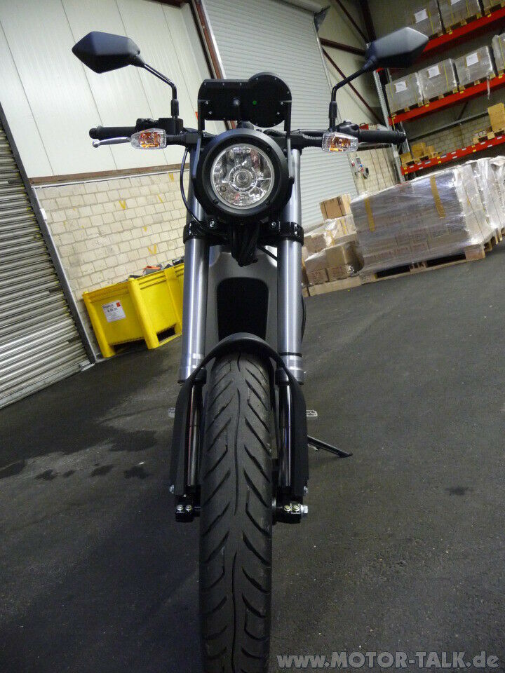 Lewellyn on Tour: Brammo Enertia - Das erste kaufbare Elektromotorrad Teil 1