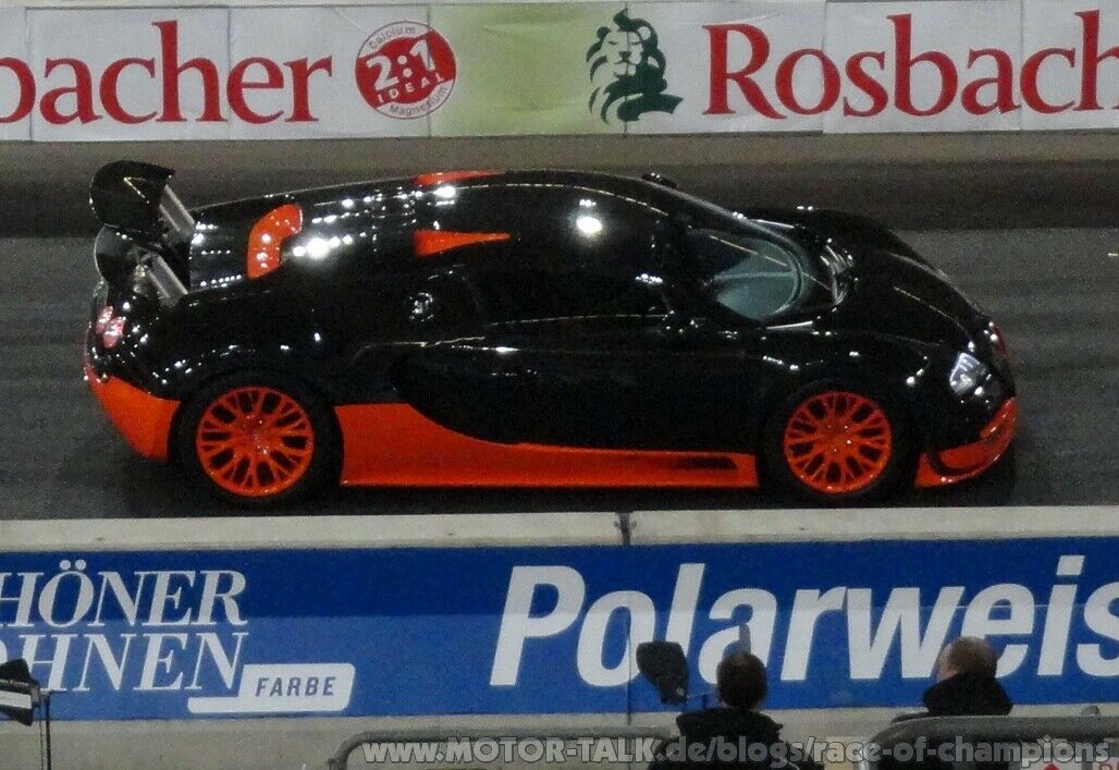 Auch Traumwagen drehen hier ihre Runden