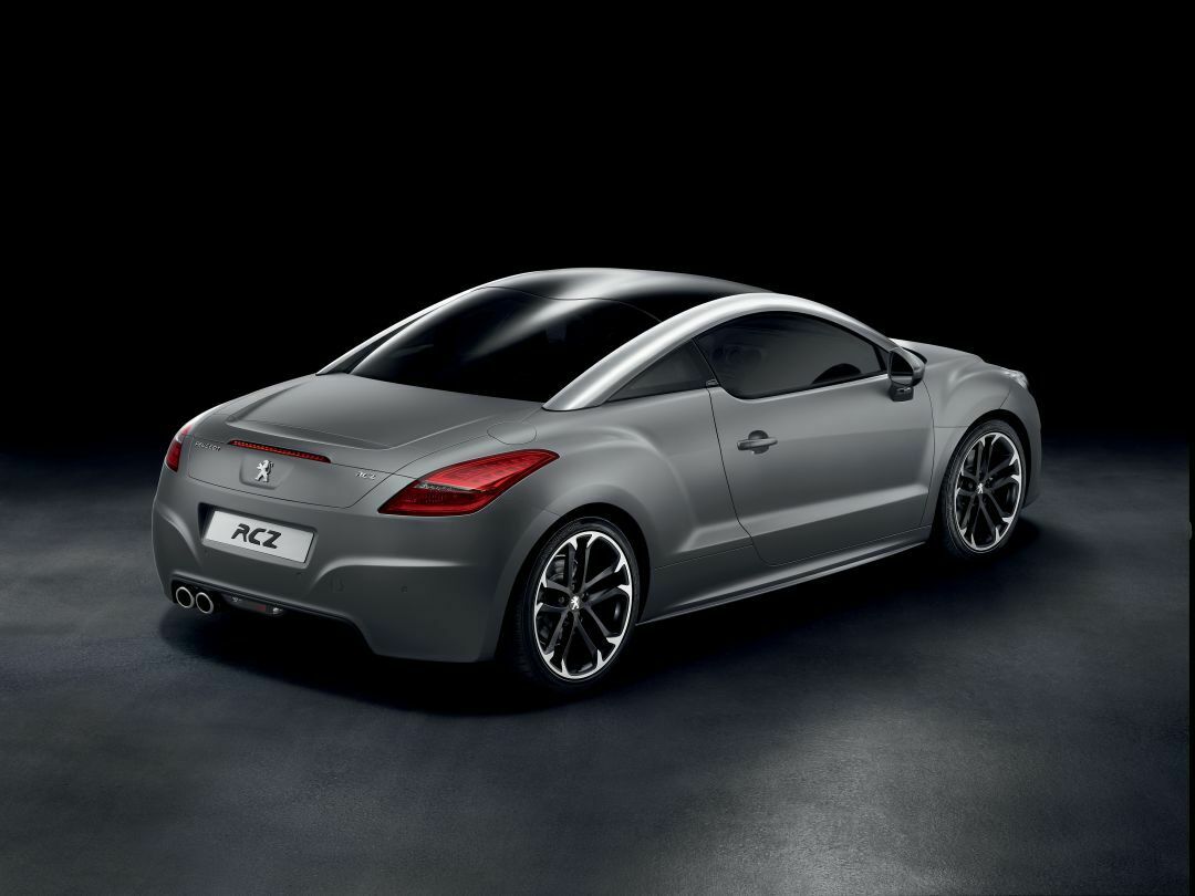 Peugeot RCZ Asphalt Rückansicht