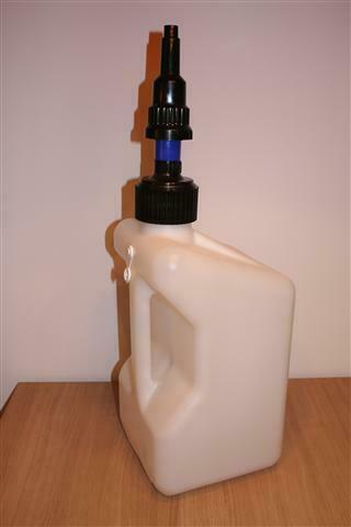 BMW S1000RR Rennstreckenzubehör 6/16: Tuff-Jug Benzinkanister