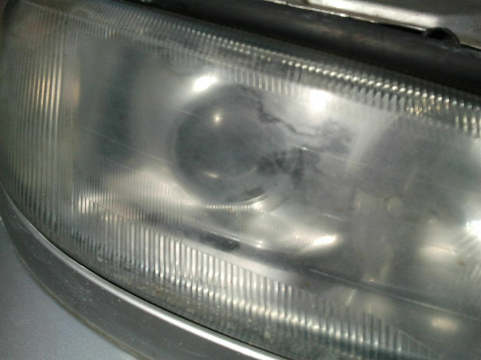 Omega B - DE-Scheinwerfer - Schlechtes Licht