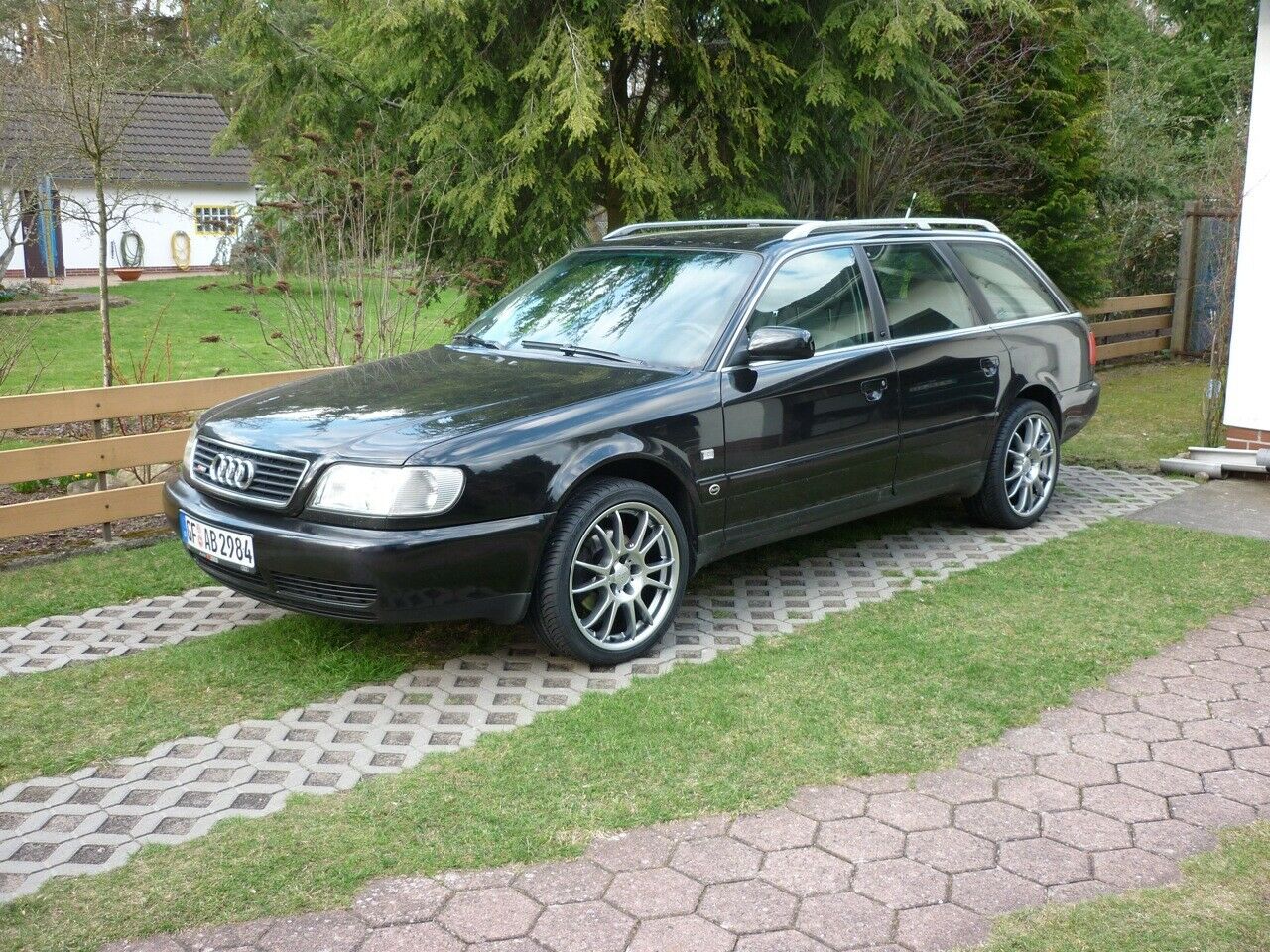 Audi A6 Avant C4 tieferlegen