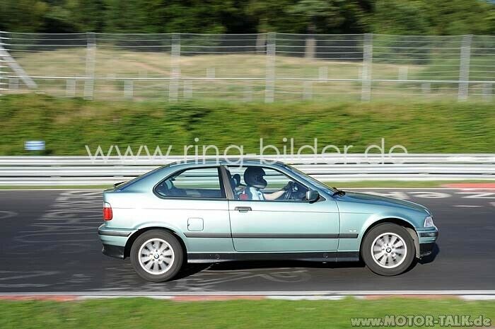 Vorstellung 316i compact in Türkis-Metallic