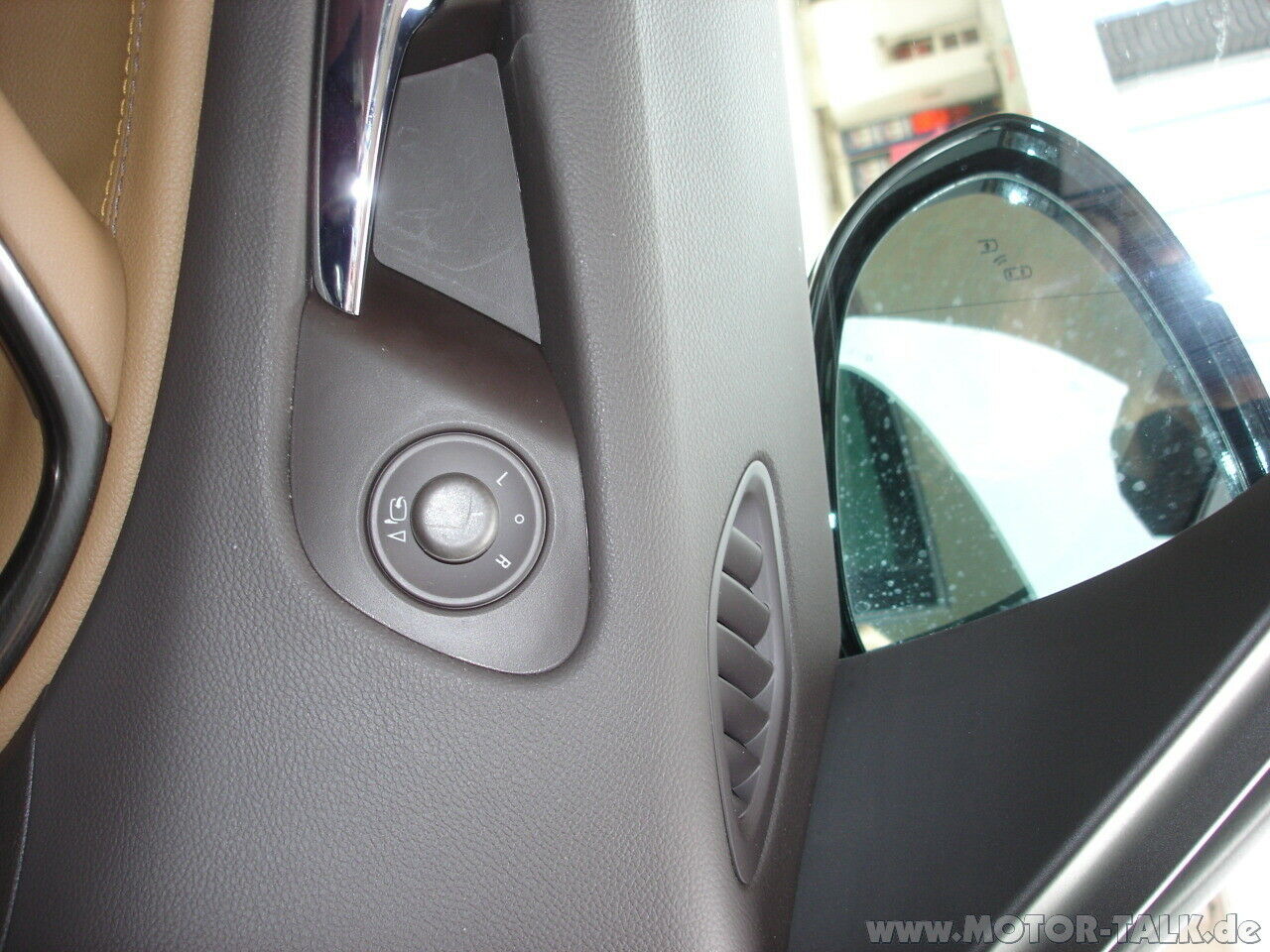 Elektrisch anklappbare Spiegel